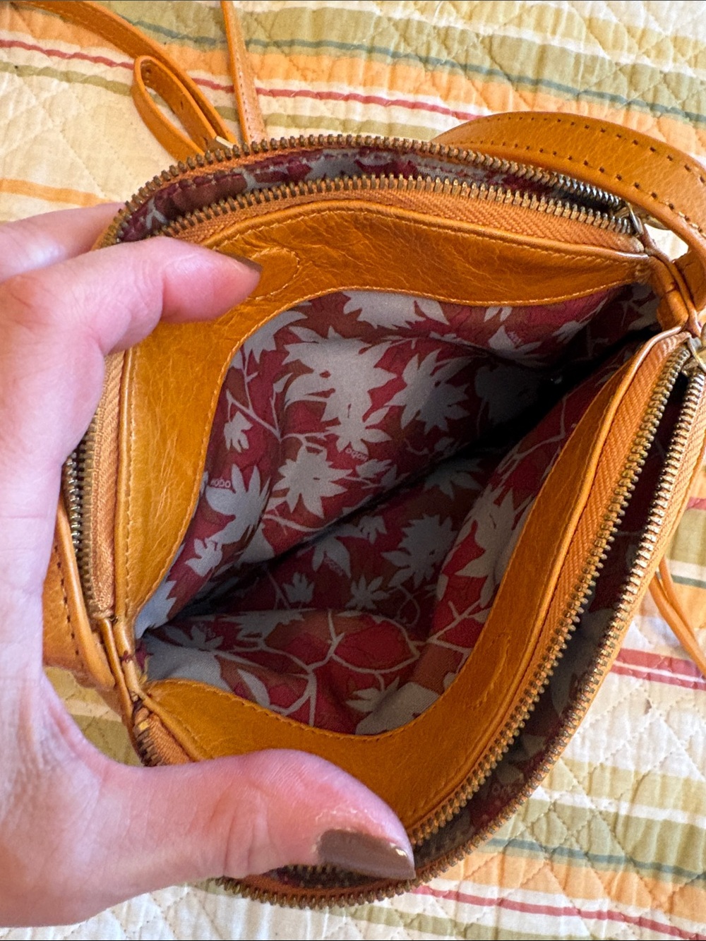 Hobo international mustard yellow leather Crossbody Bag - Picture 7 of 13